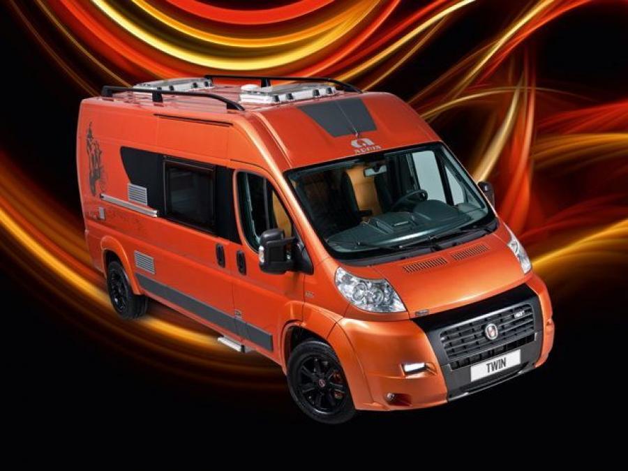  Adria Twin GiT Black Sound 2010 года  (фото 2 из 9)